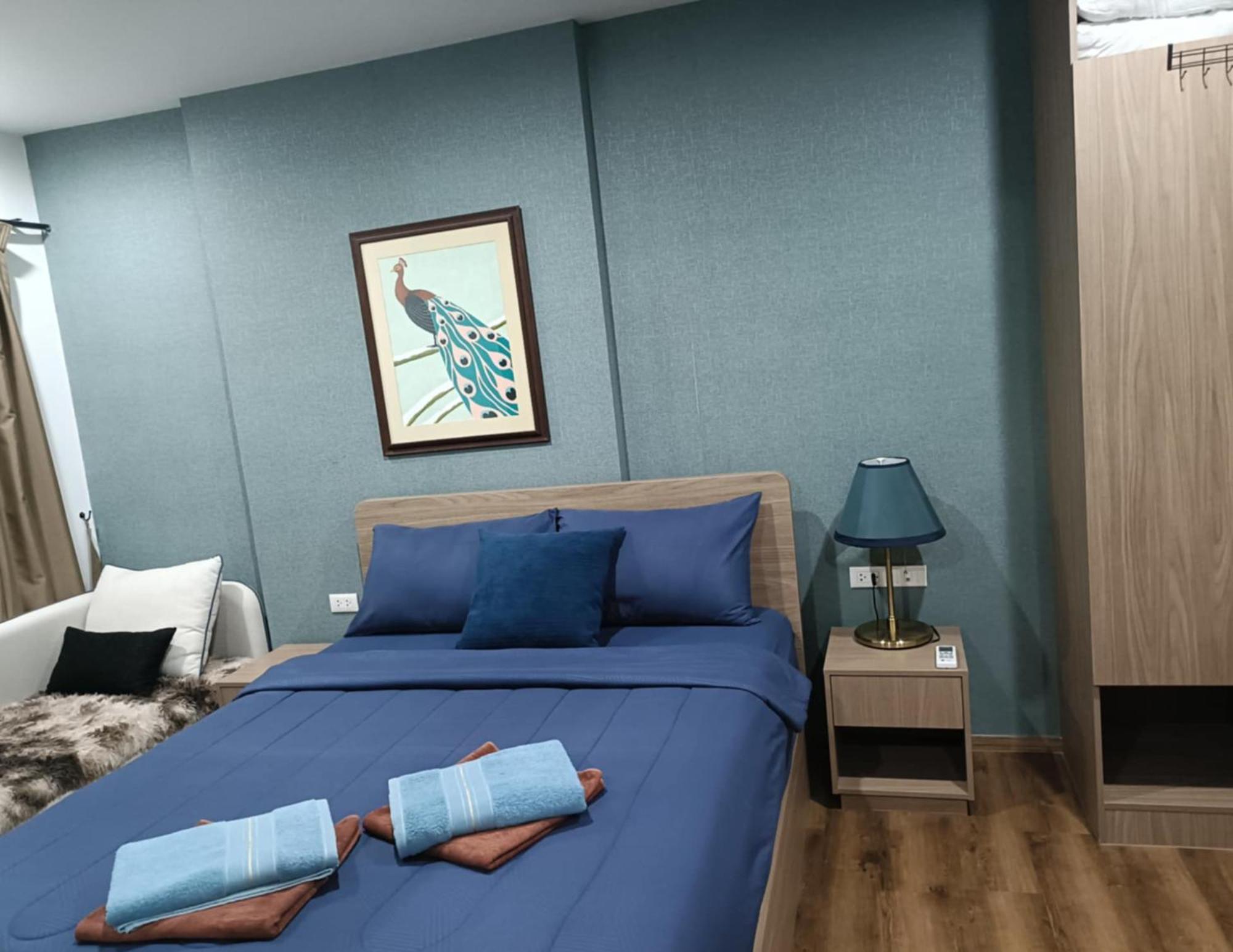 A Luxurious And Romantic At La Habana By Pikul Apartment Hua Hin